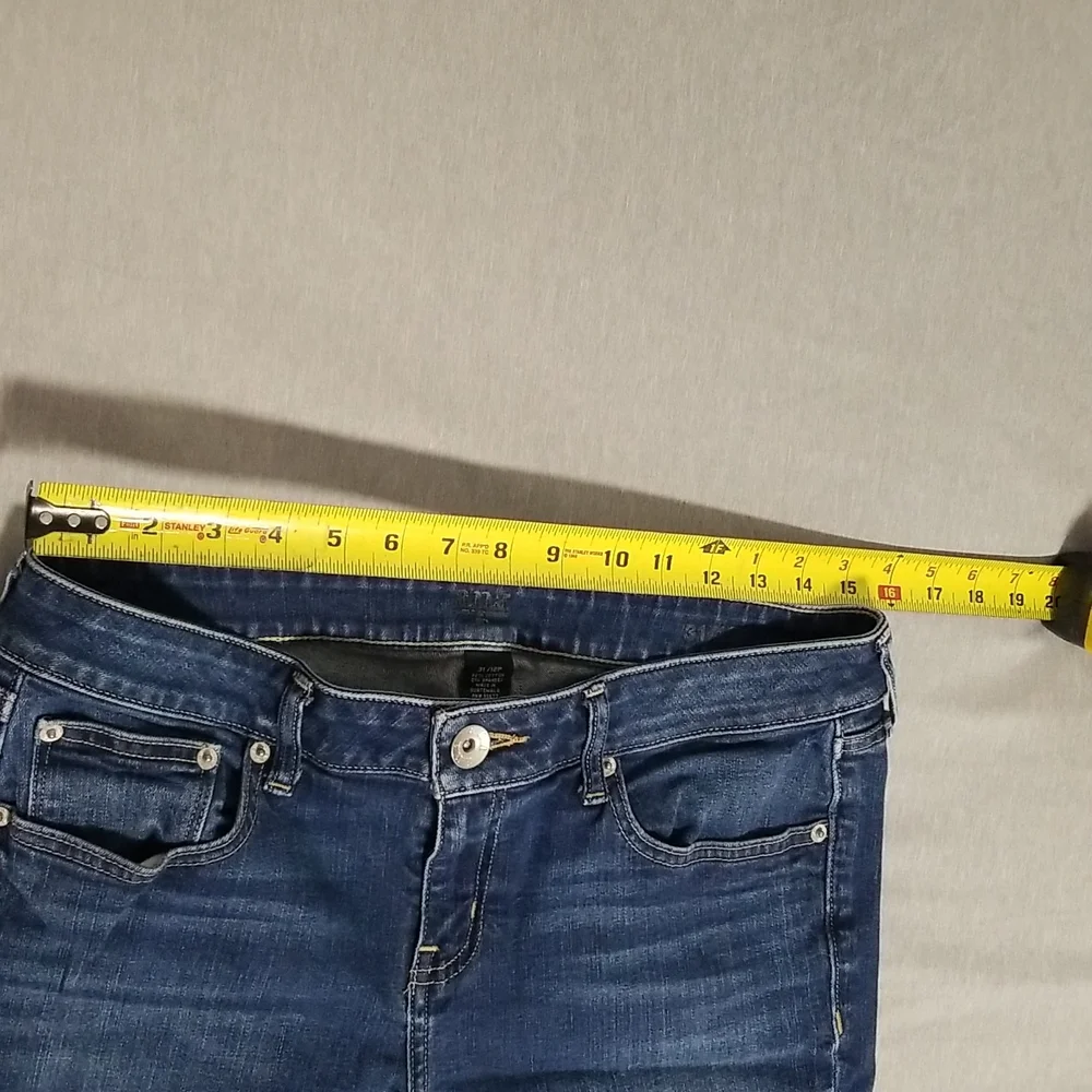 A.N.A Shorts Capris or Ankle Pants - Picture 10 of 16